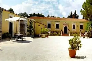 Masseria Damma Country house